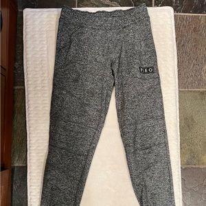 Stretchy grey Fleo joggers - small